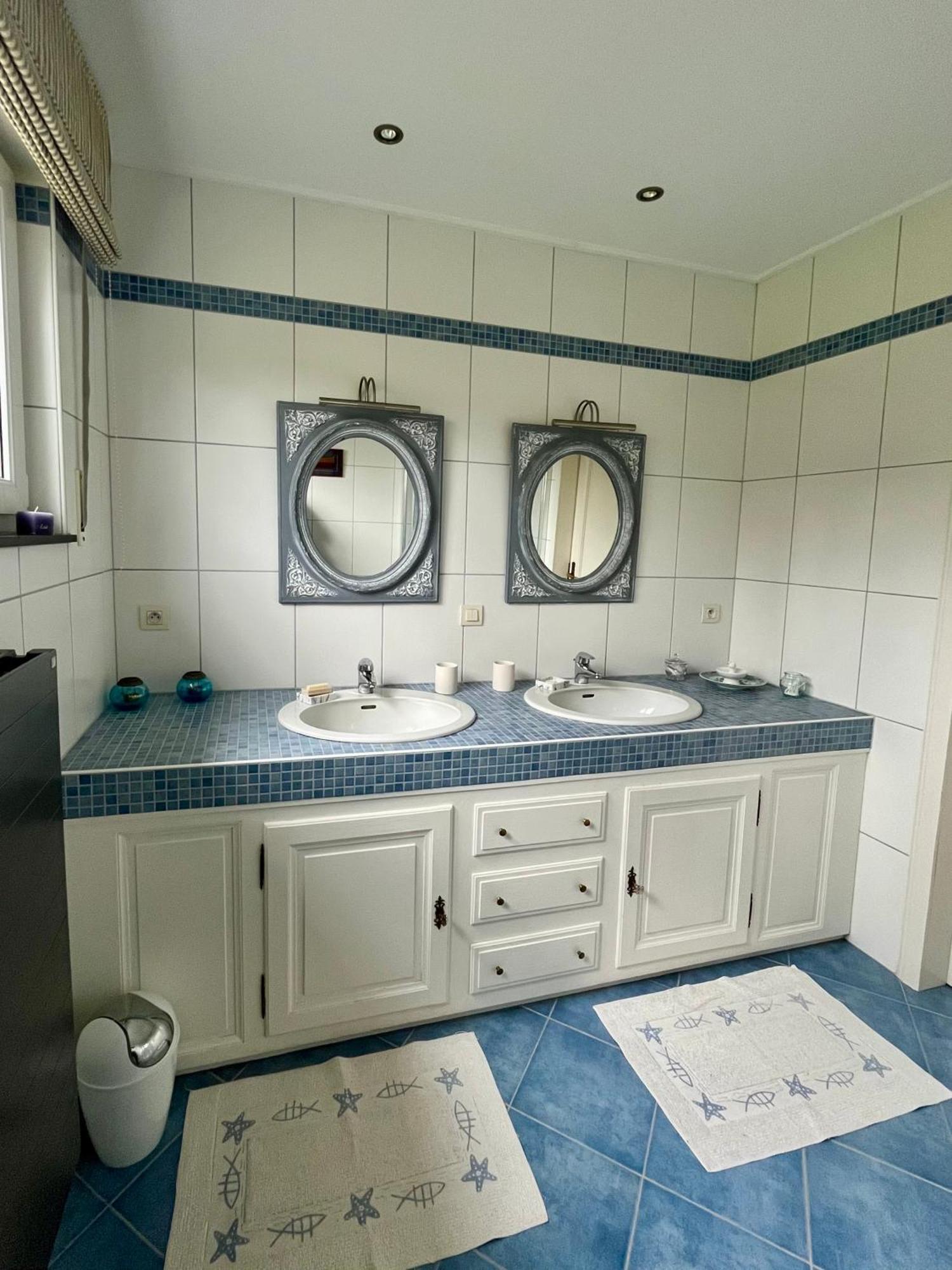 La Borzeux Bed & Breakfast Stavelot Room photo